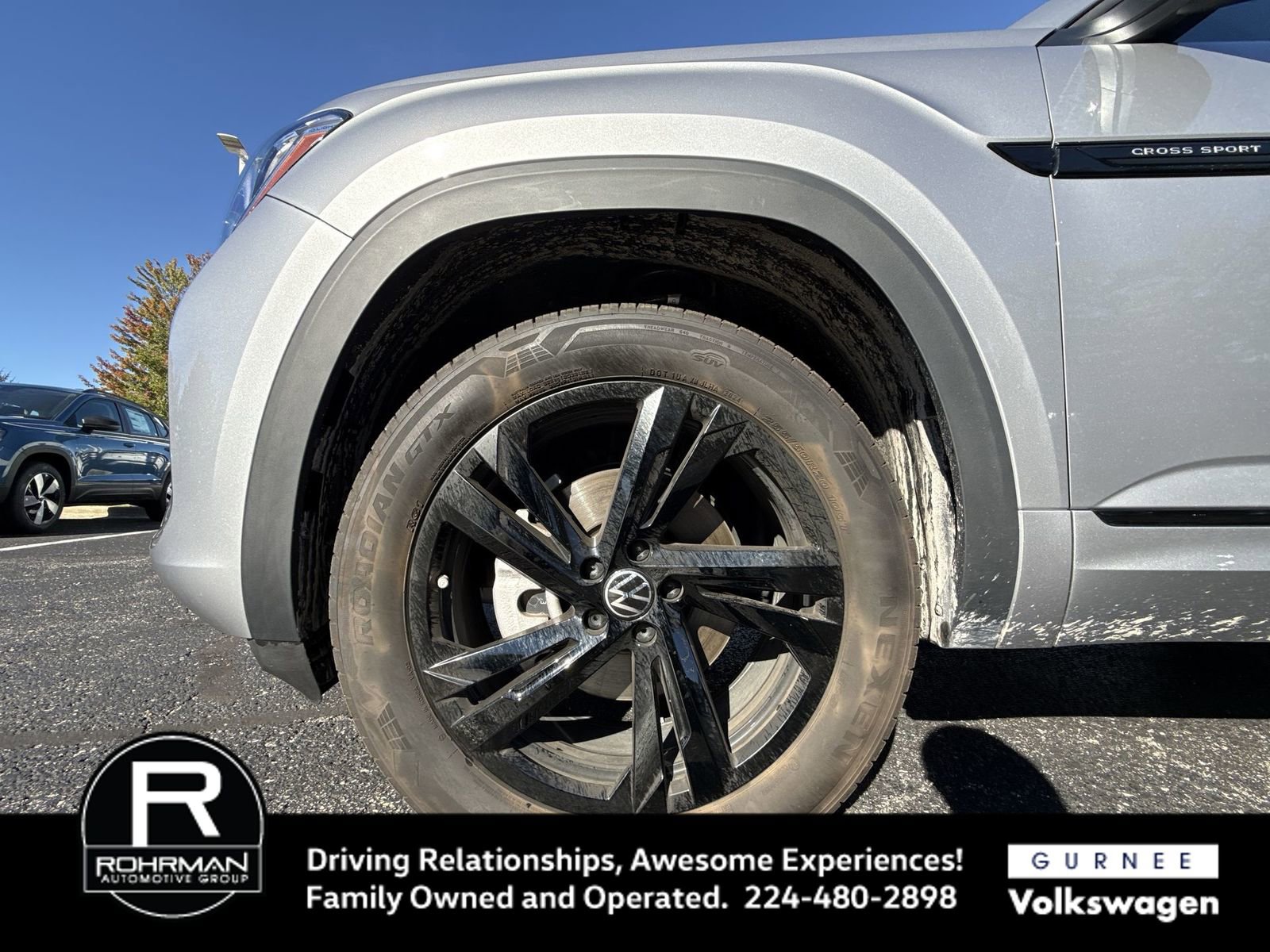 Used 2025 Volkswagen Atlas Cross Sport SEL R-Line image 12