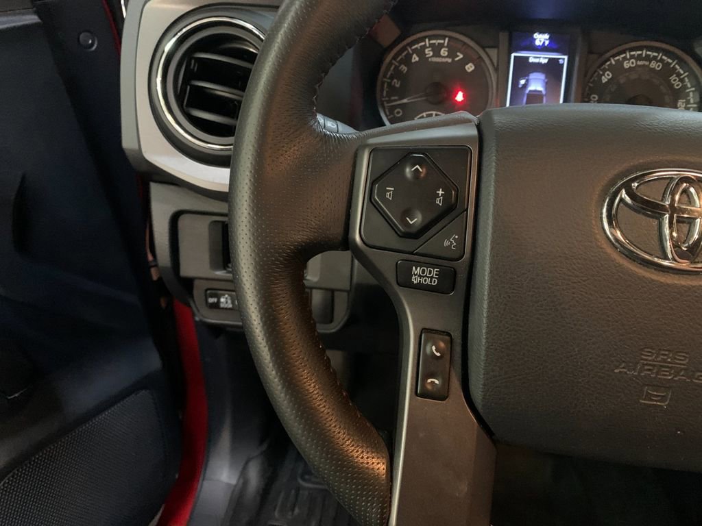 Used 2019 Toyota Tacoma TRD Sport image 27