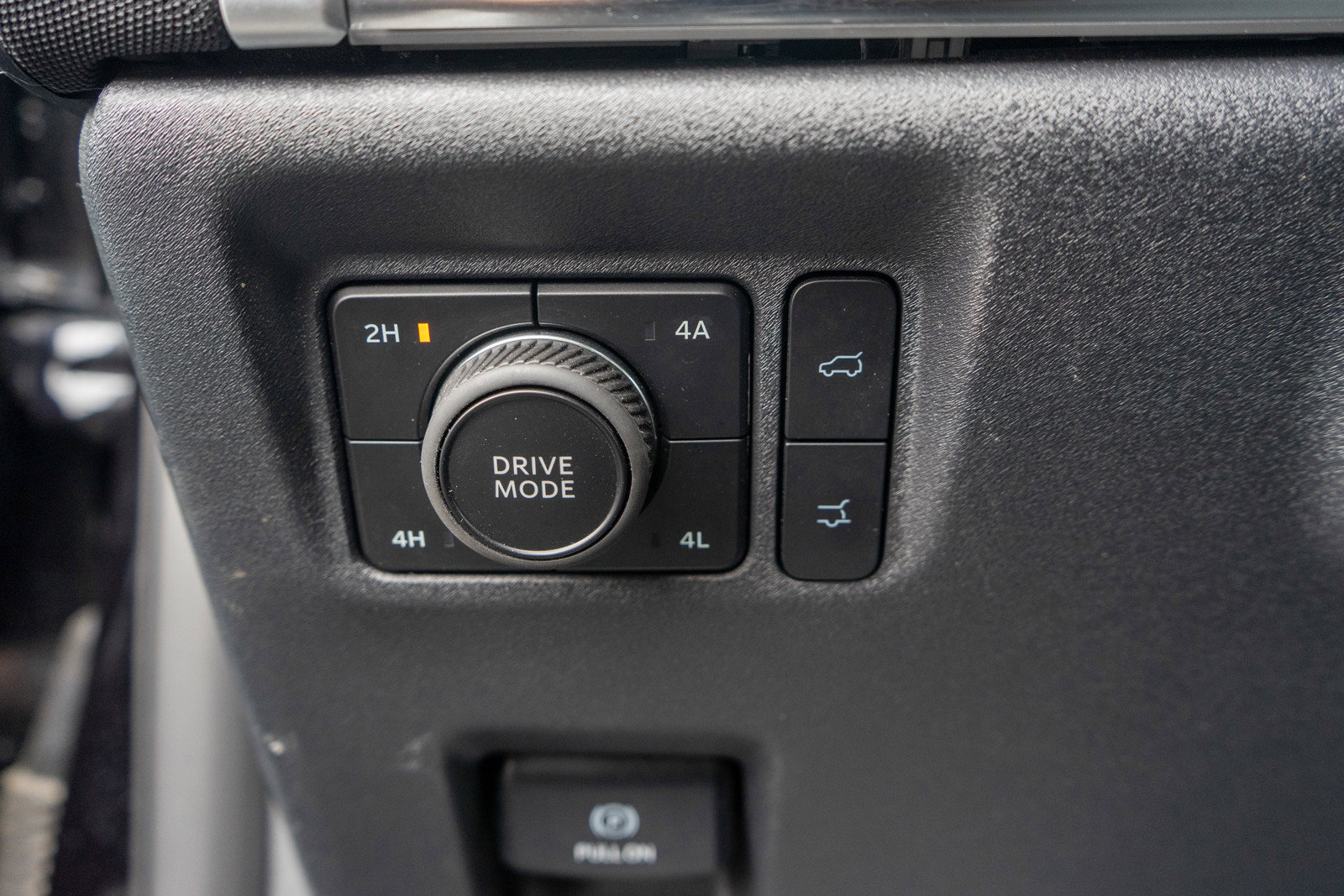 Used 2025 Ford Expedition Platinum AWD/4WD image 19