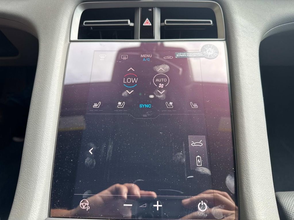 New 2025 Porsche Taycan 4S image 26