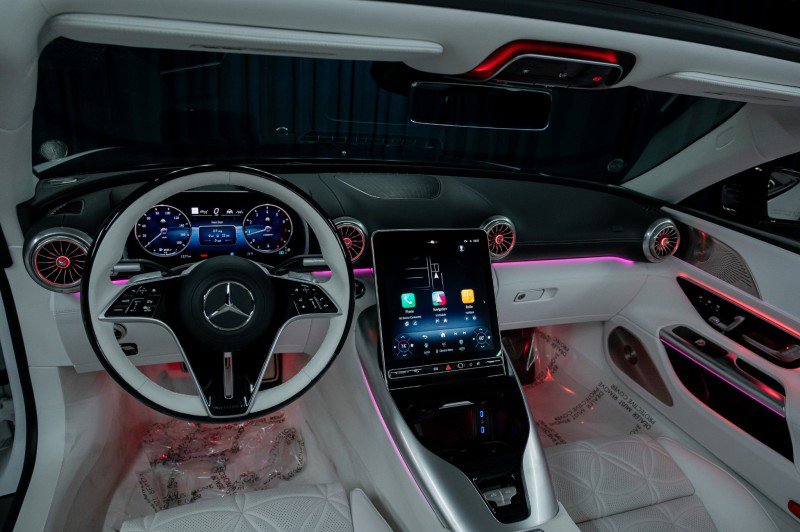 Certified 2026 Mercedes-Benz Maybach SL 680 image 19