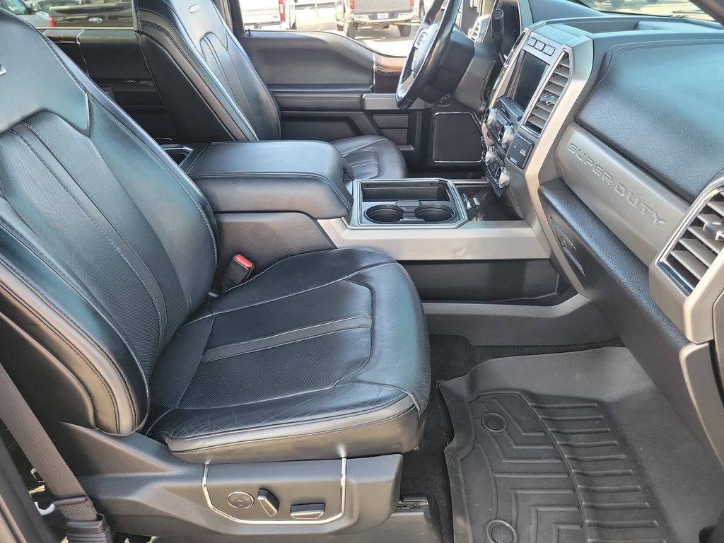 Used 2017 Ford F250 Platinum w/ Platinum Ultimate Package image 20