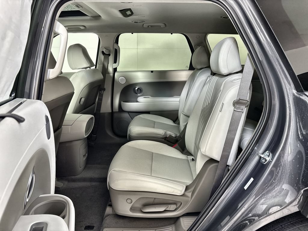 New 2026 Hyundai Palisade SEL Premium FWD image 25