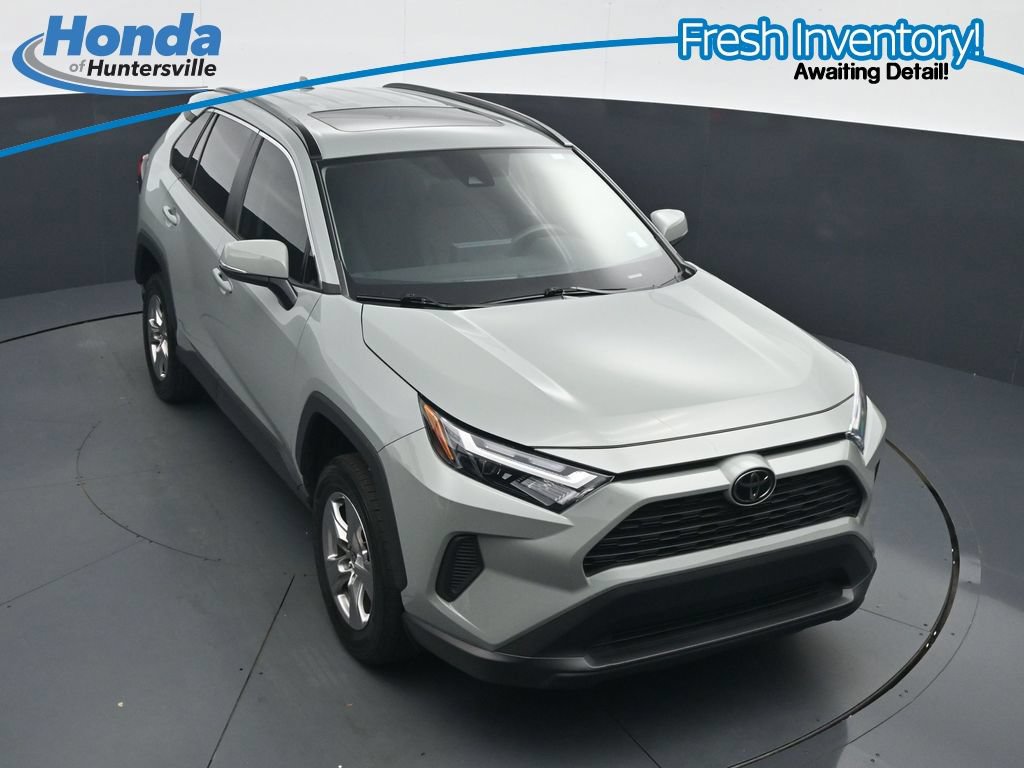 Used 2023 Toyota RAV4 XLE w/ Convenience Package FWD image 20