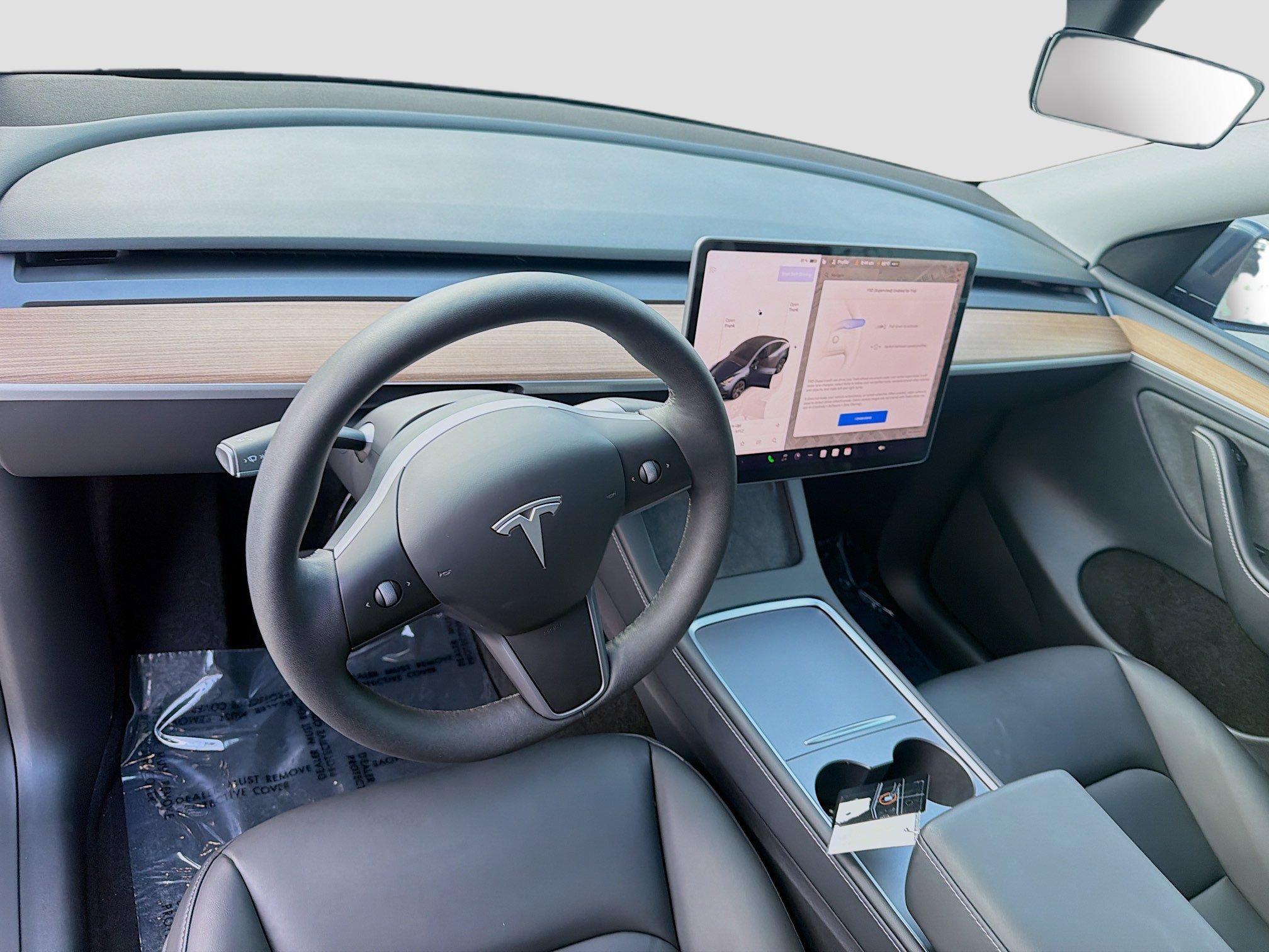 Used 2025 Tesla Model Y Long Range AWD/4WD image 7