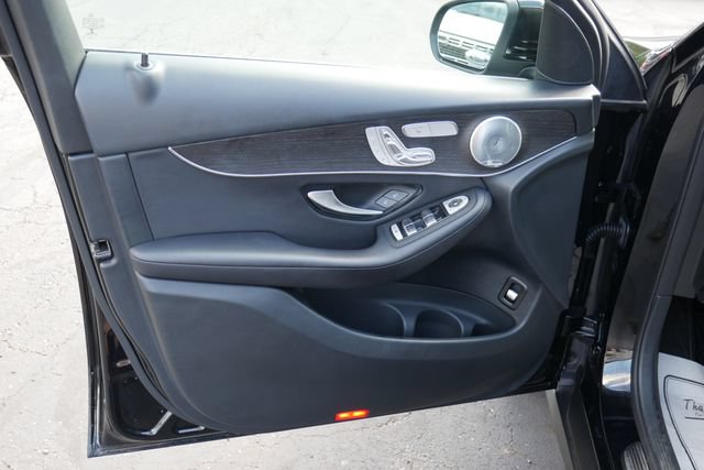 Used 2020 Mercedes-Benz GLC 300 4MATIC image 15