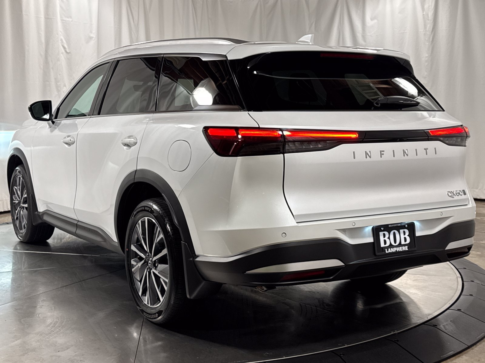 New 2027 INFINITI QX60 Luxe w/ Cargo Package AWD/4WD image 9