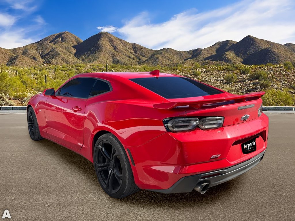 Used 2019 Chevrolet Camaro SS RWD image 2
