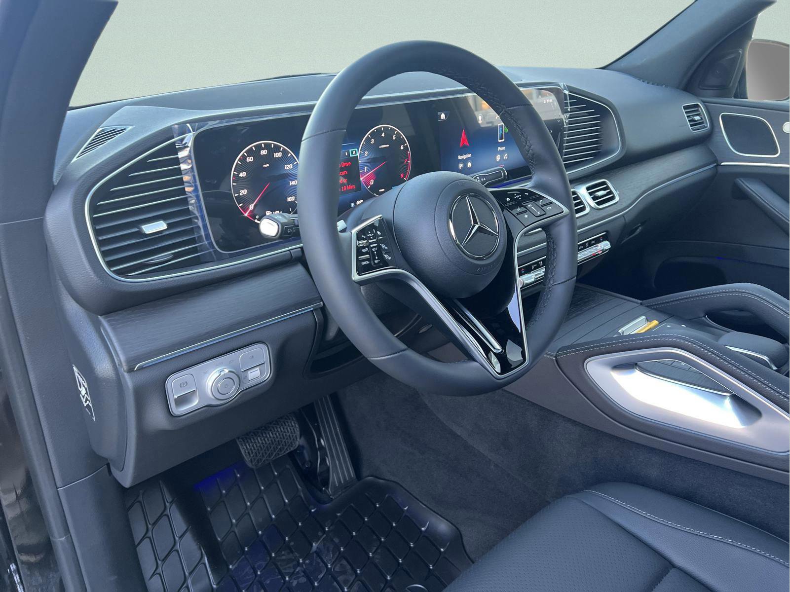 Certified 2025 Mercedes-Benz GLE 350 4MATIC image 18