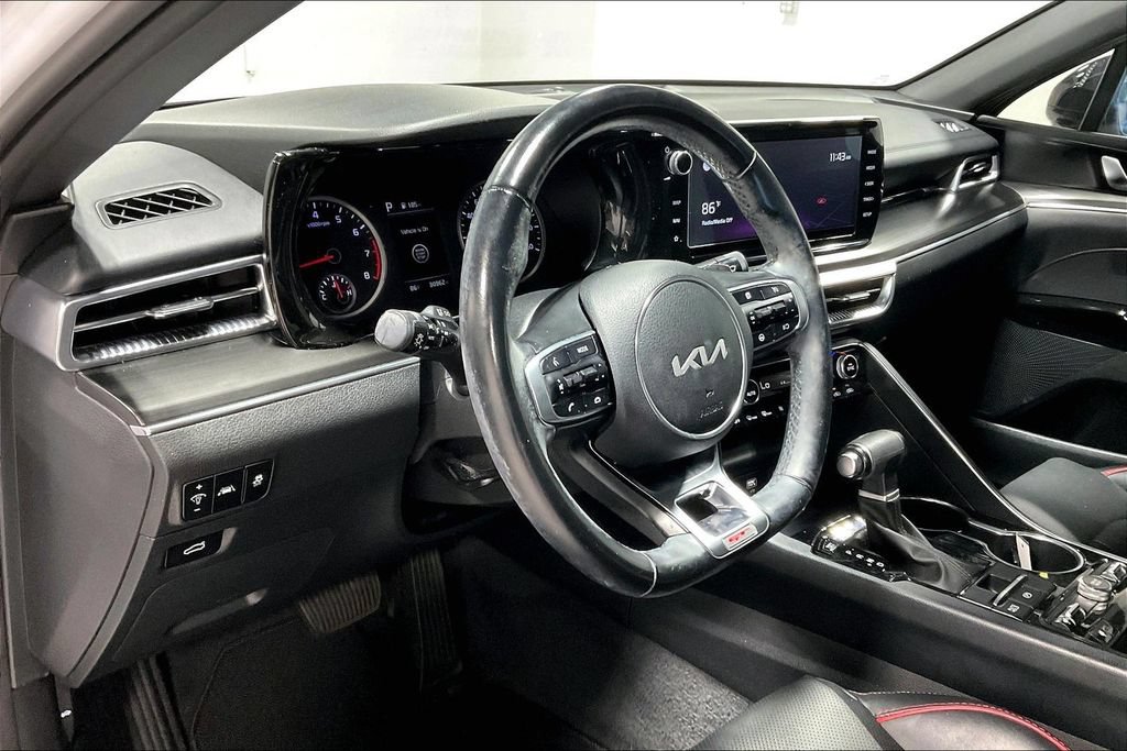 Used 2022 Kia K5 GT FWD image 16