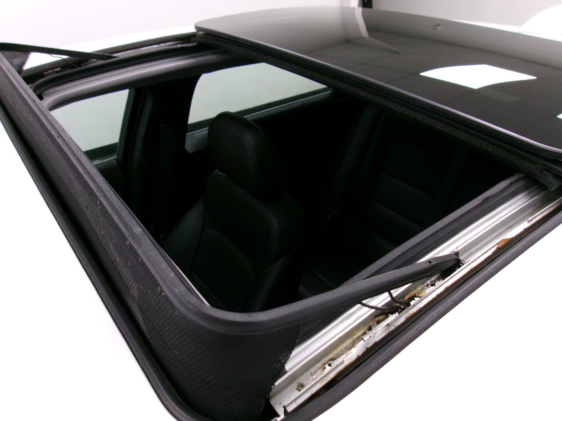 Used 2020 Chevrolet Malibu Premier FWD image 4