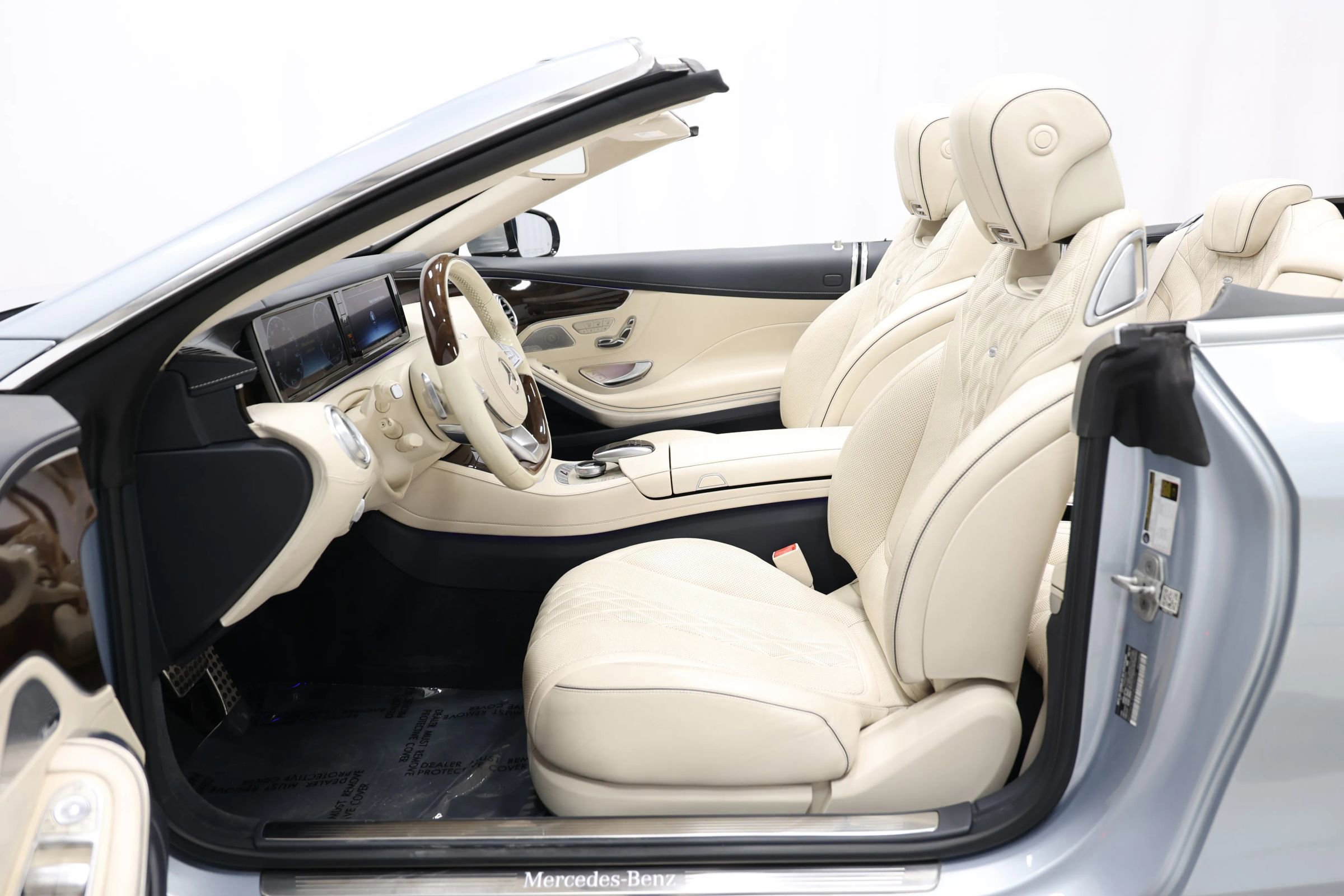 Used 2017 Mercedes-Benz S 550 Cabriolet image 14