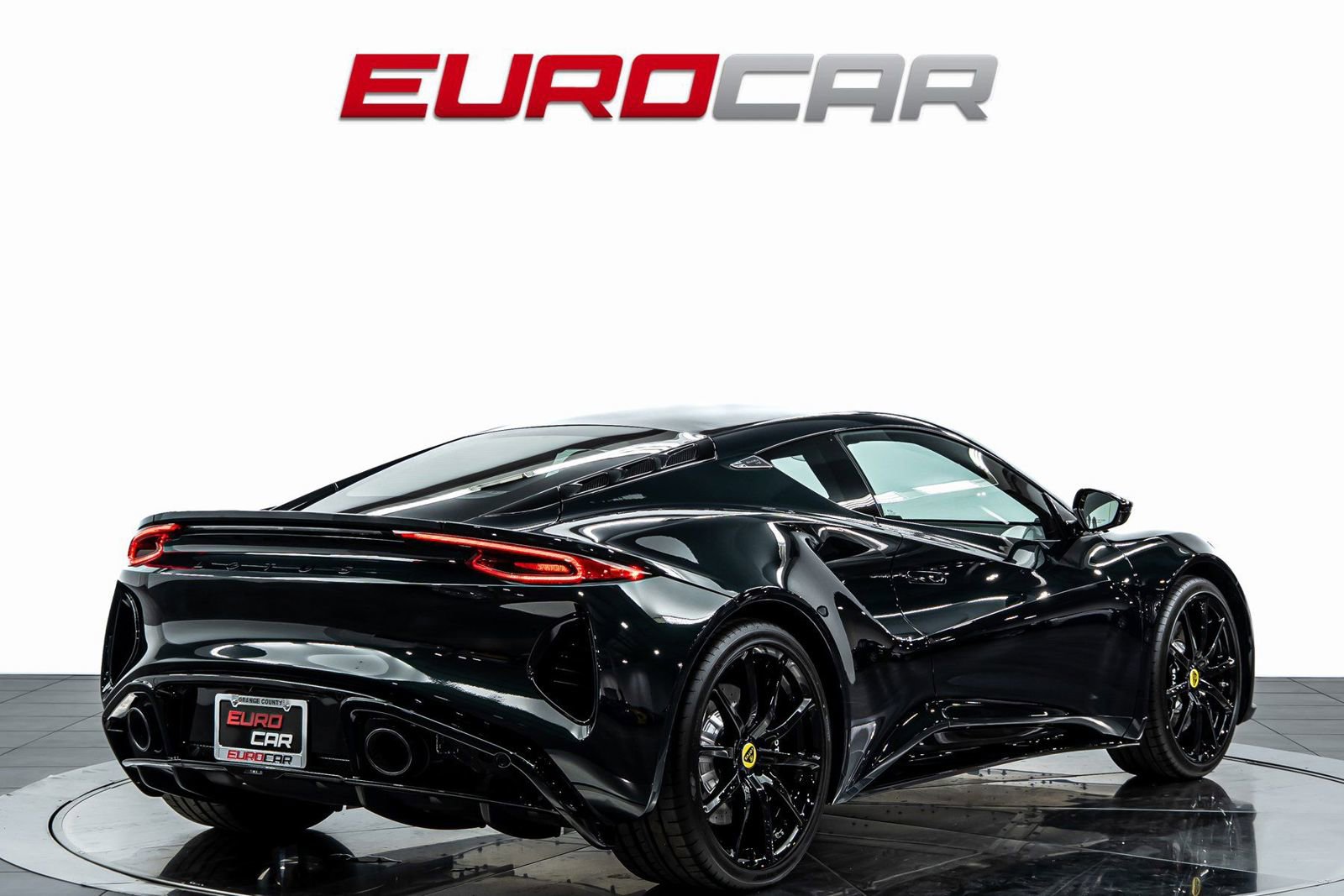 New 2025 Lotus Emira image 5