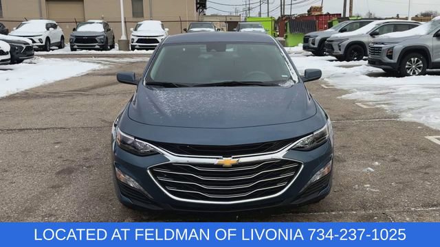 Used 2025 Chevrolet Malibu LT image 3