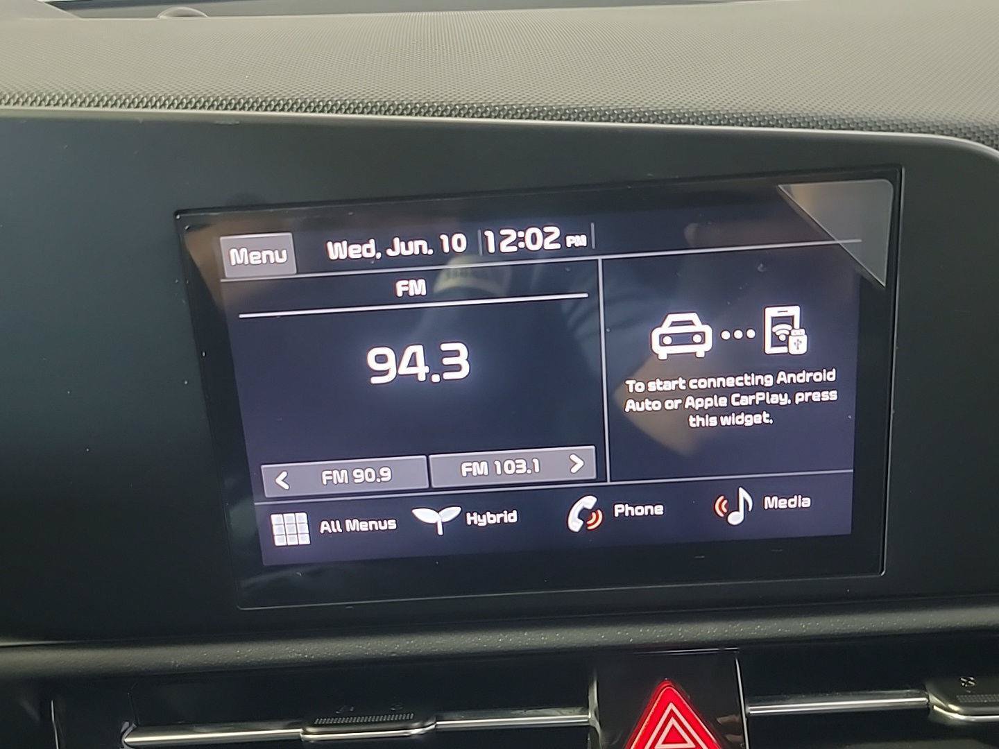 Used 2025 Kia Niro LX FWD image 28