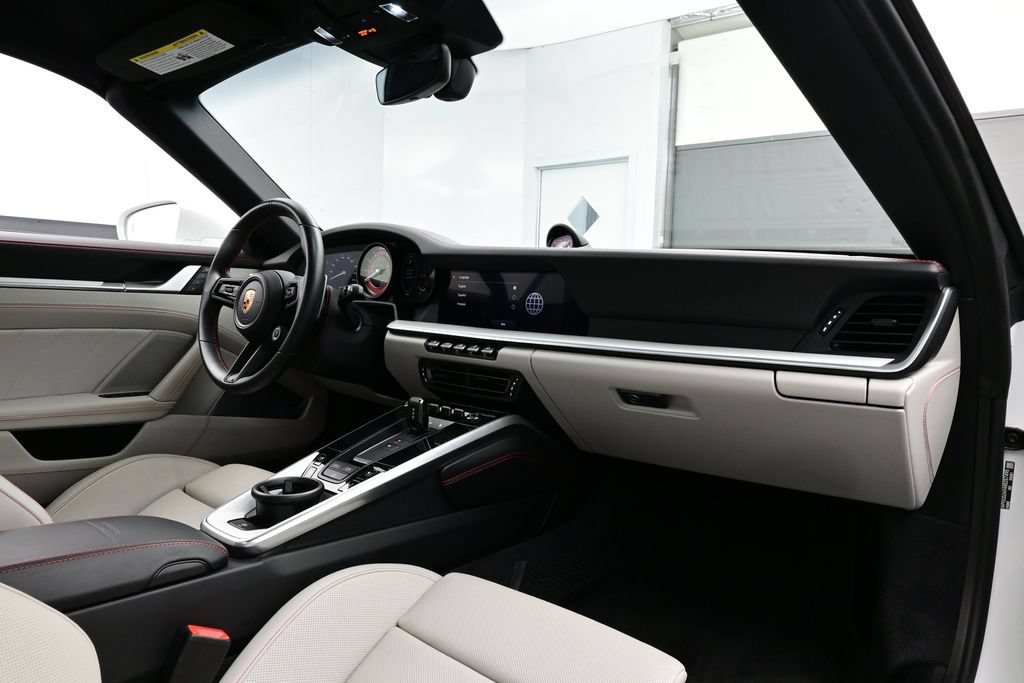 Certified 2024 Porsche 911 Turbo AWD/4WD image 10