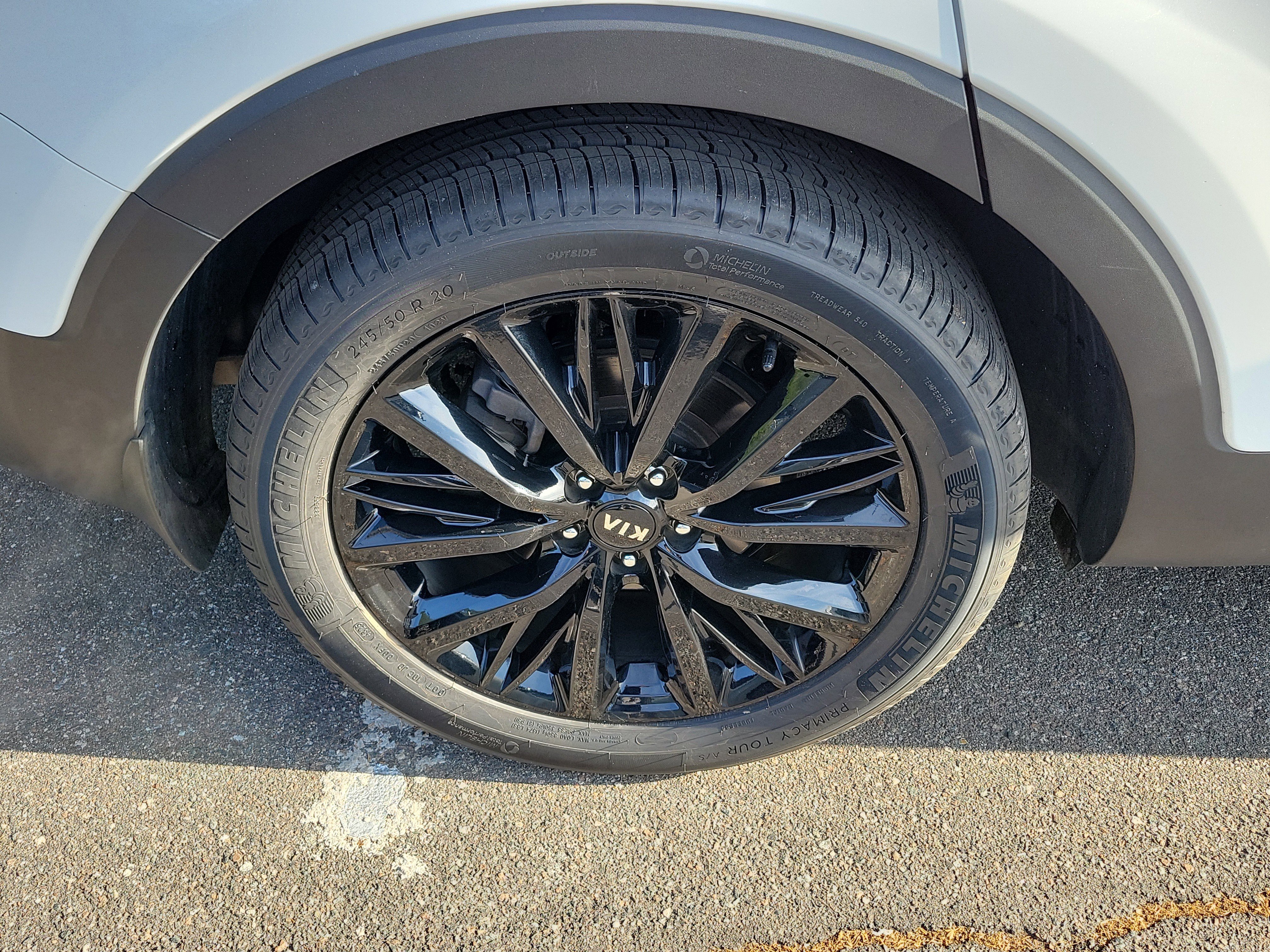 Used 2021 Kia Telluride SX w/ SX Prestige Package image 43