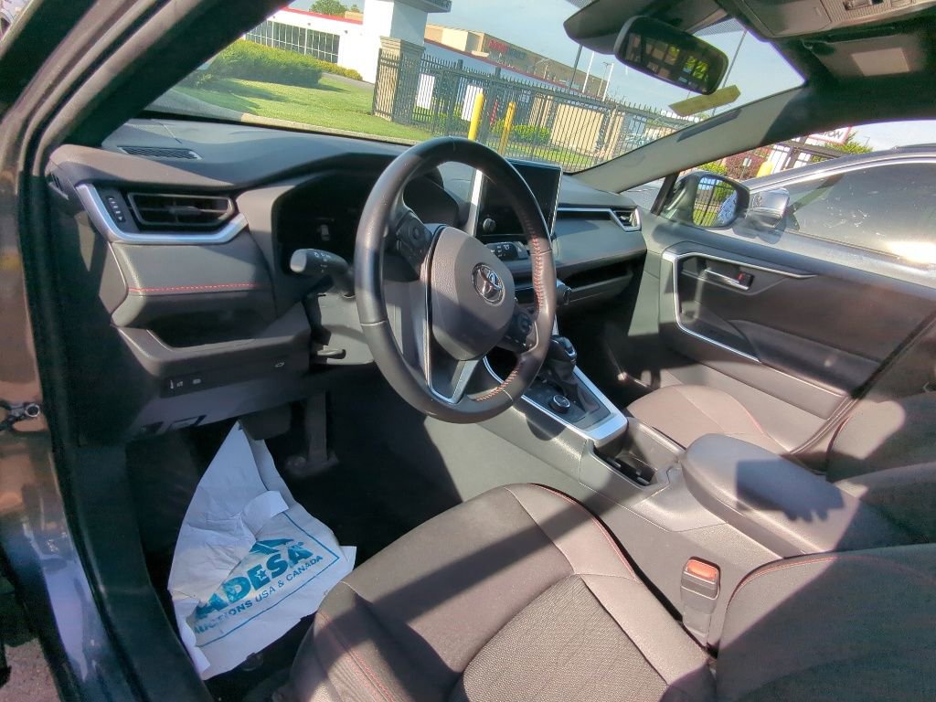Used 2023 Toyota RAV4 SE AWD/4WD image 7