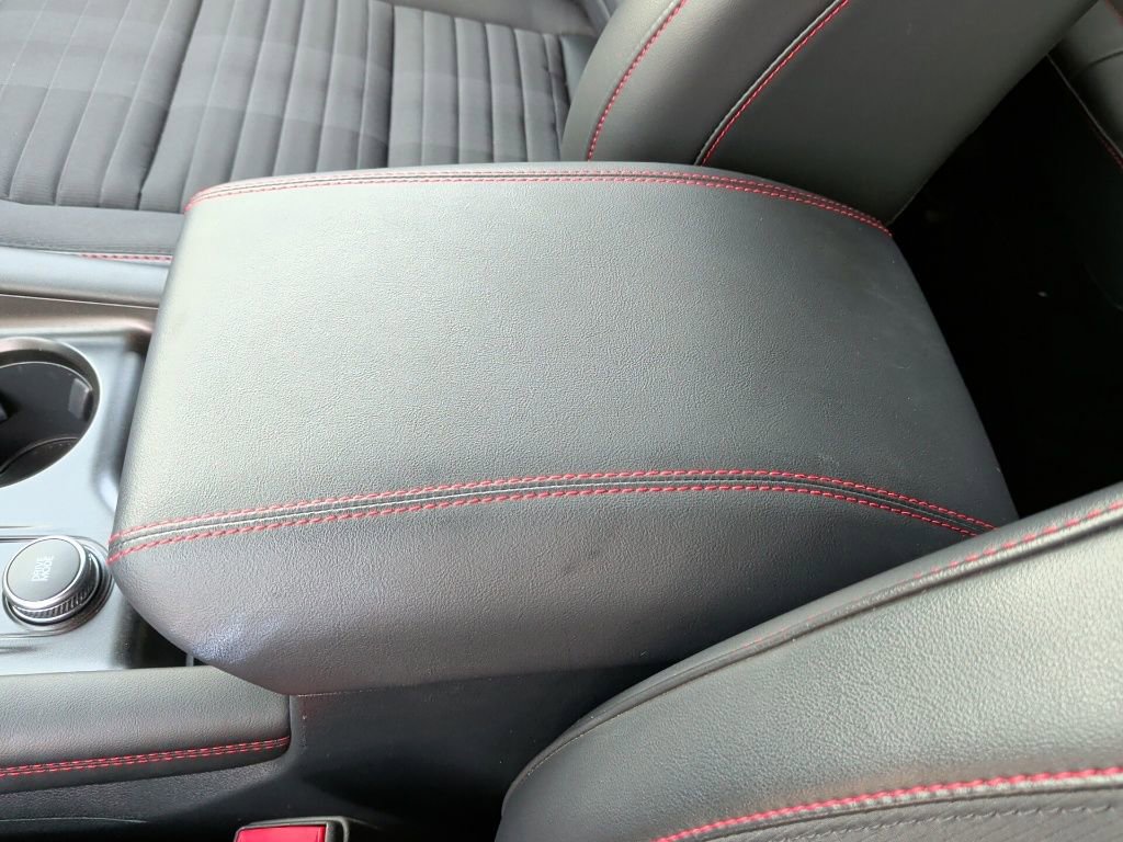 Used 2025 Ford Explorer ST-Line image 32