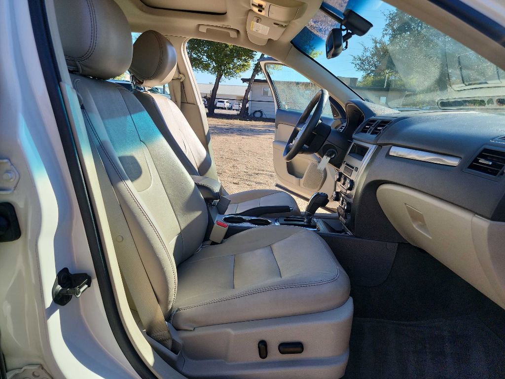 Used 2012 Ford Fusion SEL image 37