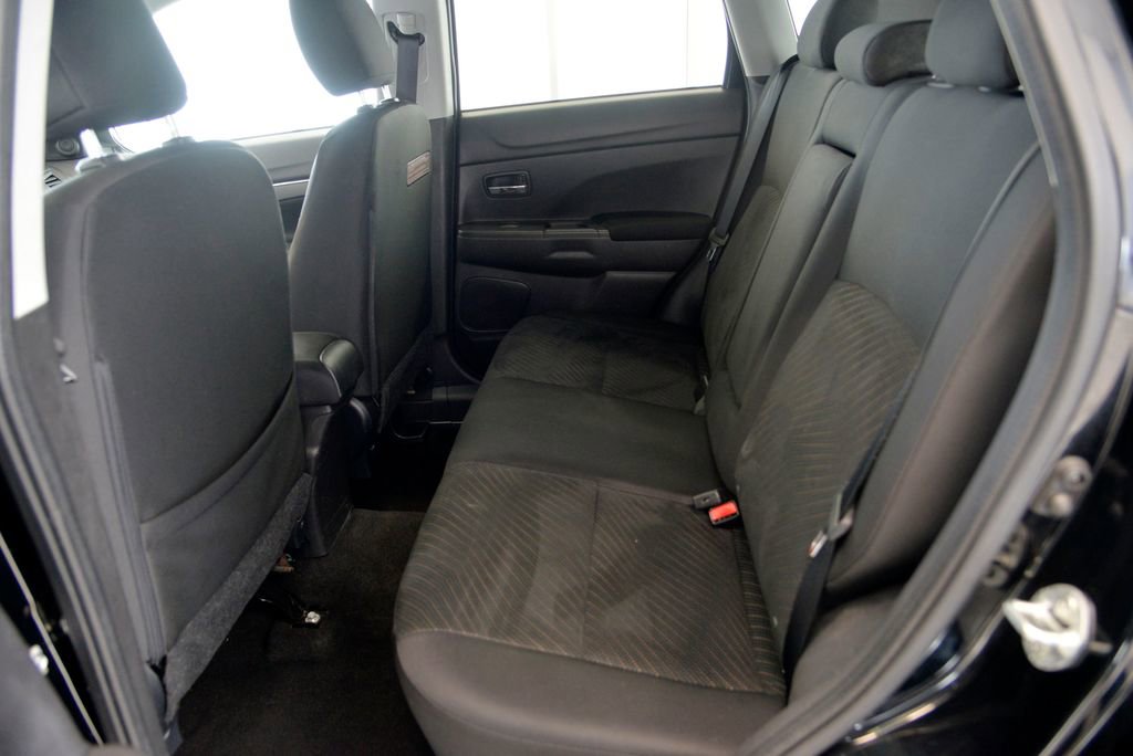 Used 2015 Mitsubishi Outlander Sport SE image 27