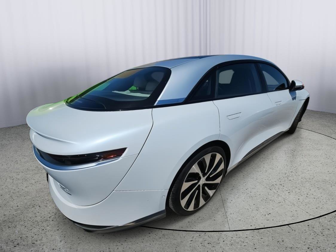 Used 2024 Lucid Air Touring AWD/4WD image 2