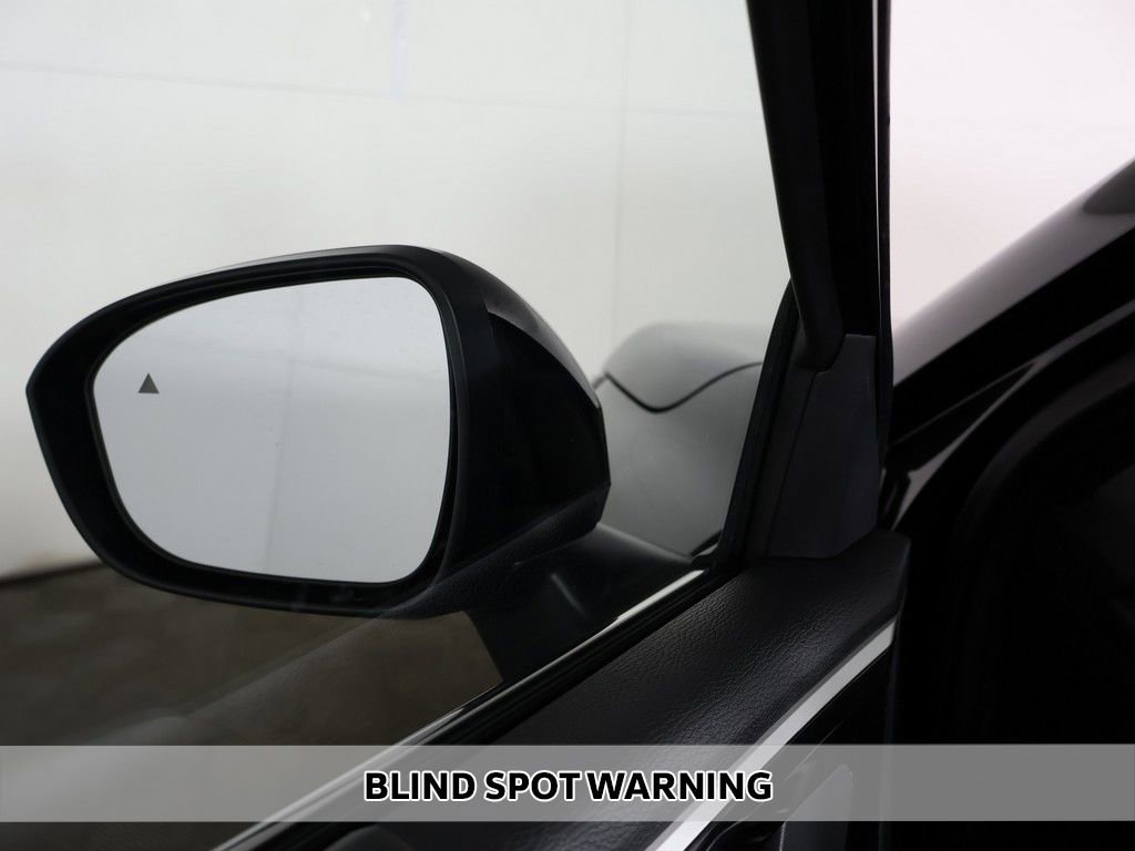 New 2026 Mitsubishi Outlander LE FWD image 5