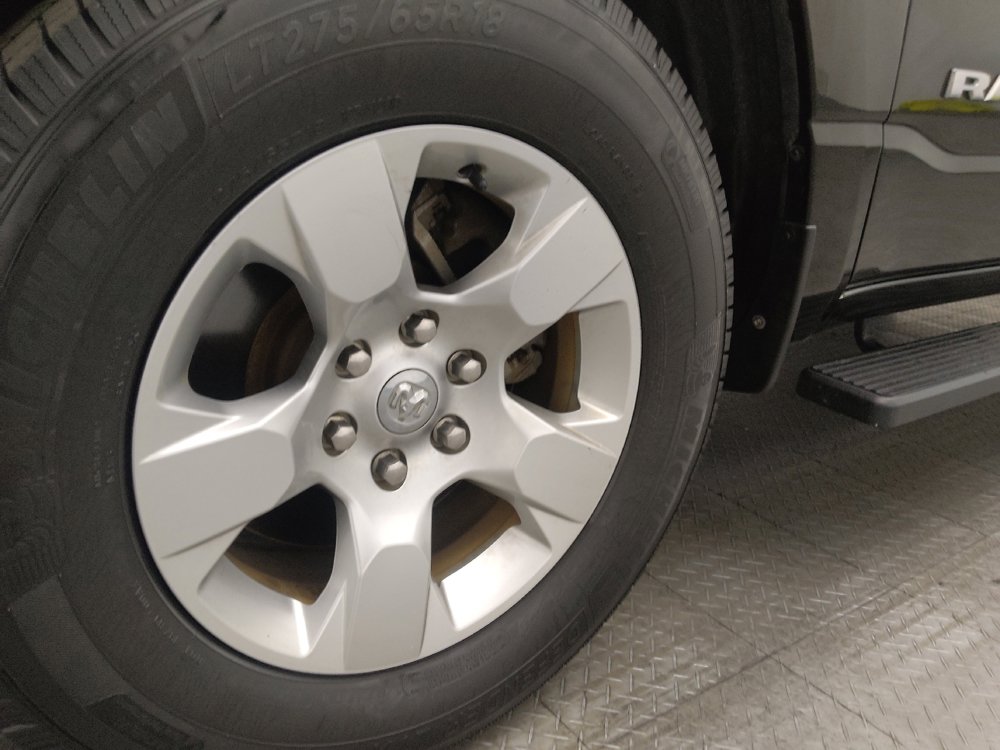 Used 2019 RAM 1500 Big Horn image 31