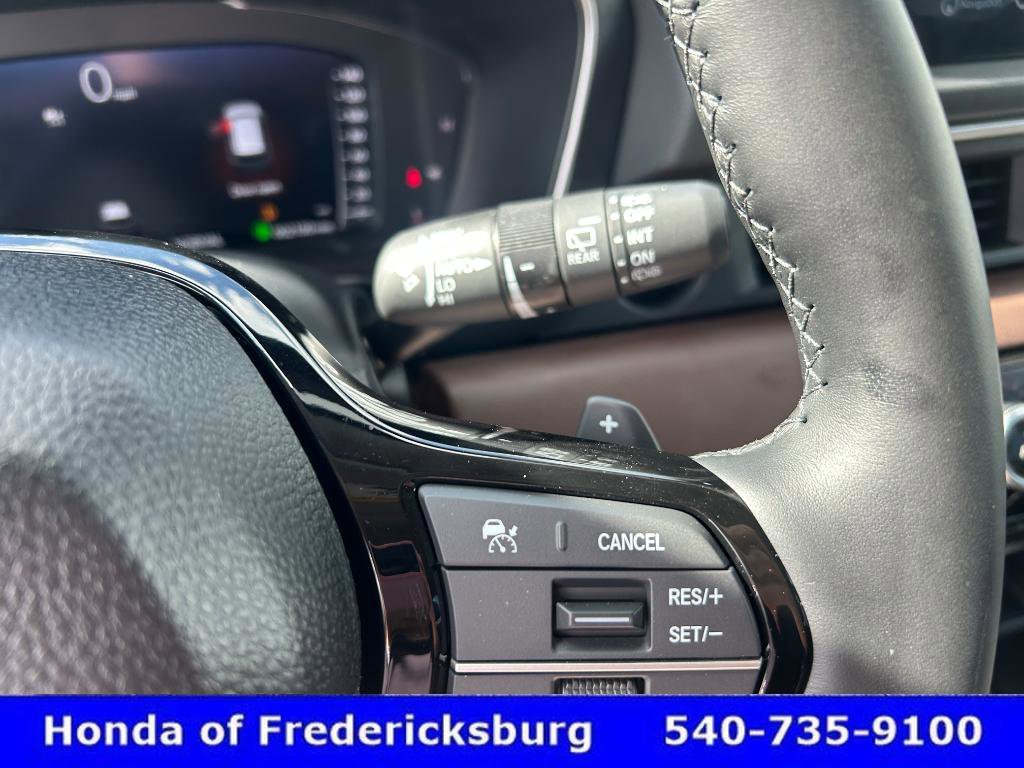 Used 2025 Honda Pilot Elite image 19