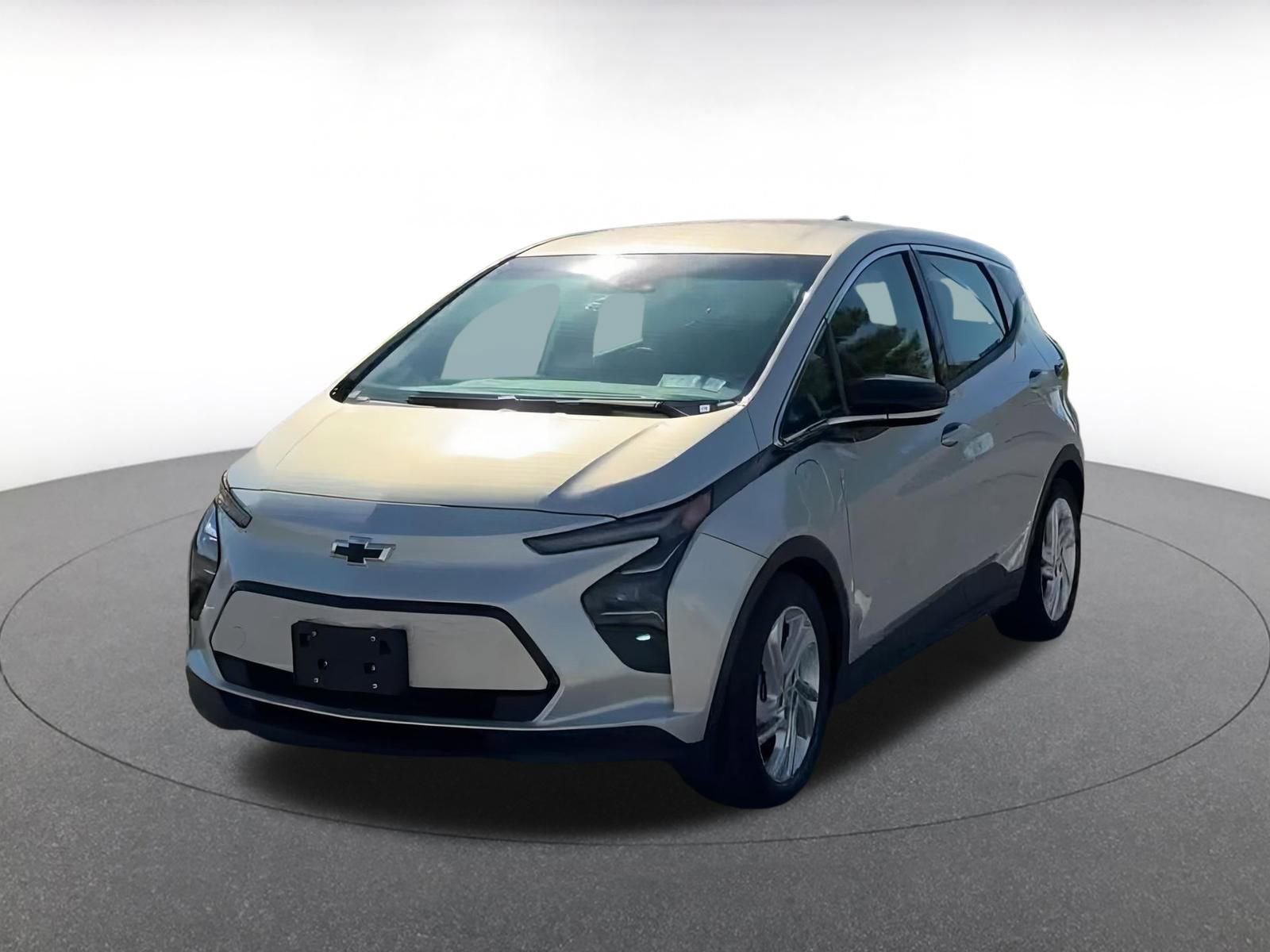 Used 2023 Chevrolet Bolt LT w/ Driver Confidence Package image 7