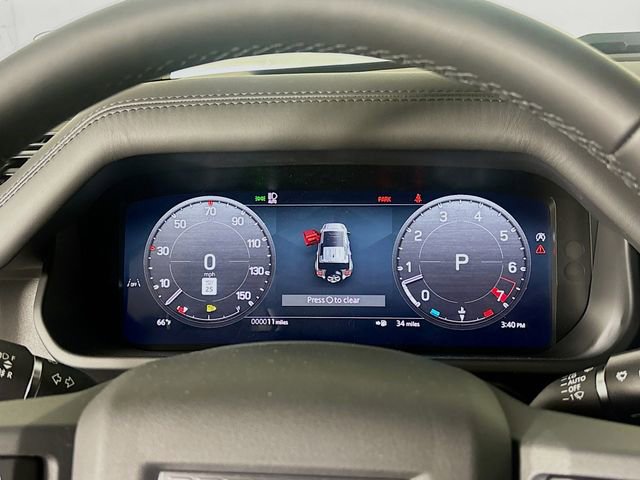 Used 2025 Land Rover Defender 110 X-Dynamic SE image 13