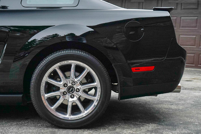 Used 2008 Ford Mustang Shelby GT500 RWD image 5