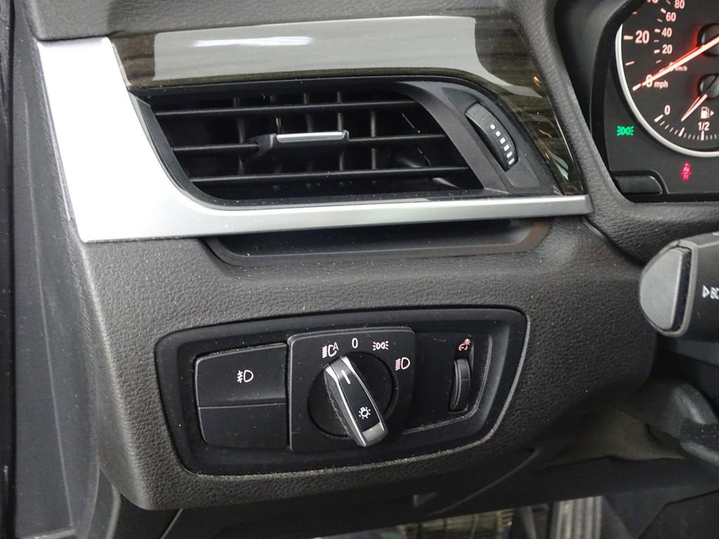 Used 2017 BMW X1 xDrive28i image 13