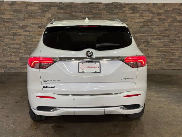 Used 2024 Buick Enclave Avenir w/ Avenir Technology Package AWD/4WD image 7