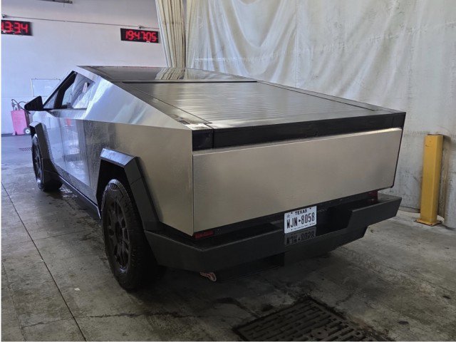 Used 2024 Tesla Cybertruck AWD Crew Cab image 2