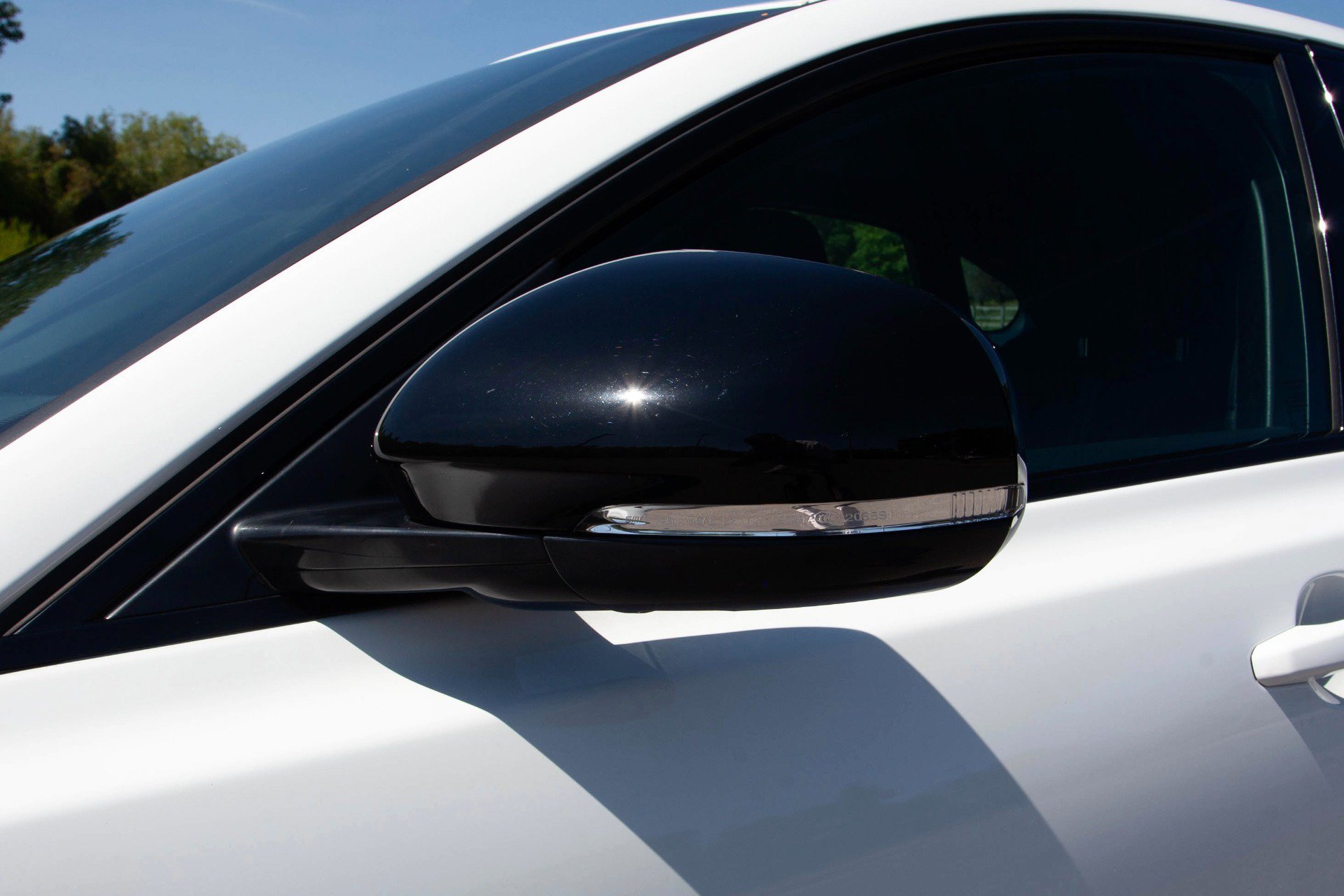 Used 2024 Jaguar XF R-Dynamic SE AWD/4WD image 42