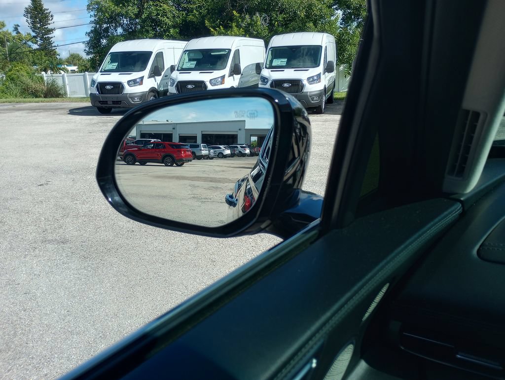 Used 2021 Genesis GV80 2.5T w/ Advanced Package 03 RWD image 26