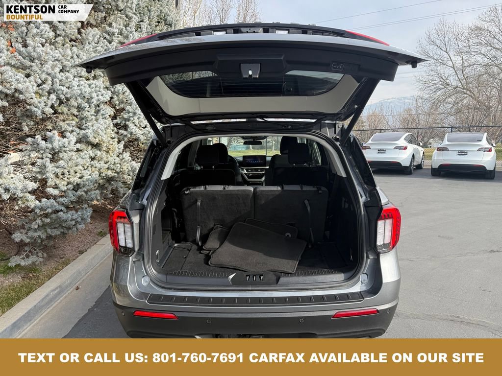 Used 2025 Ford Explorer Active image 33