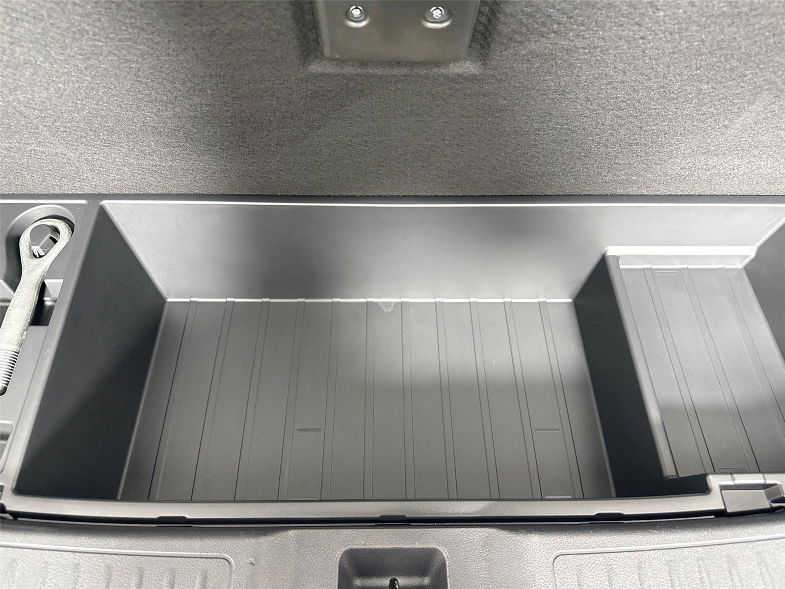 Used 2023 INFINITI QX50 Sensory image 42