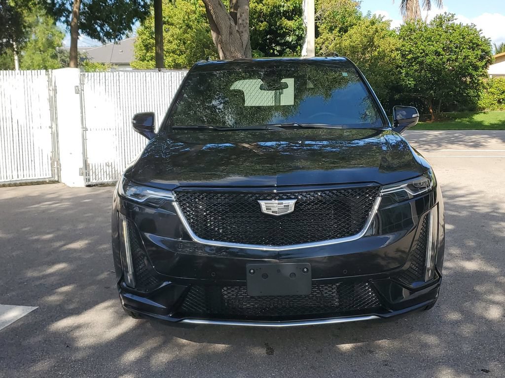 Used 2023 Cadillac XT6 Sport w/ LPO, Floor Liner Package AWD/4WD image 8