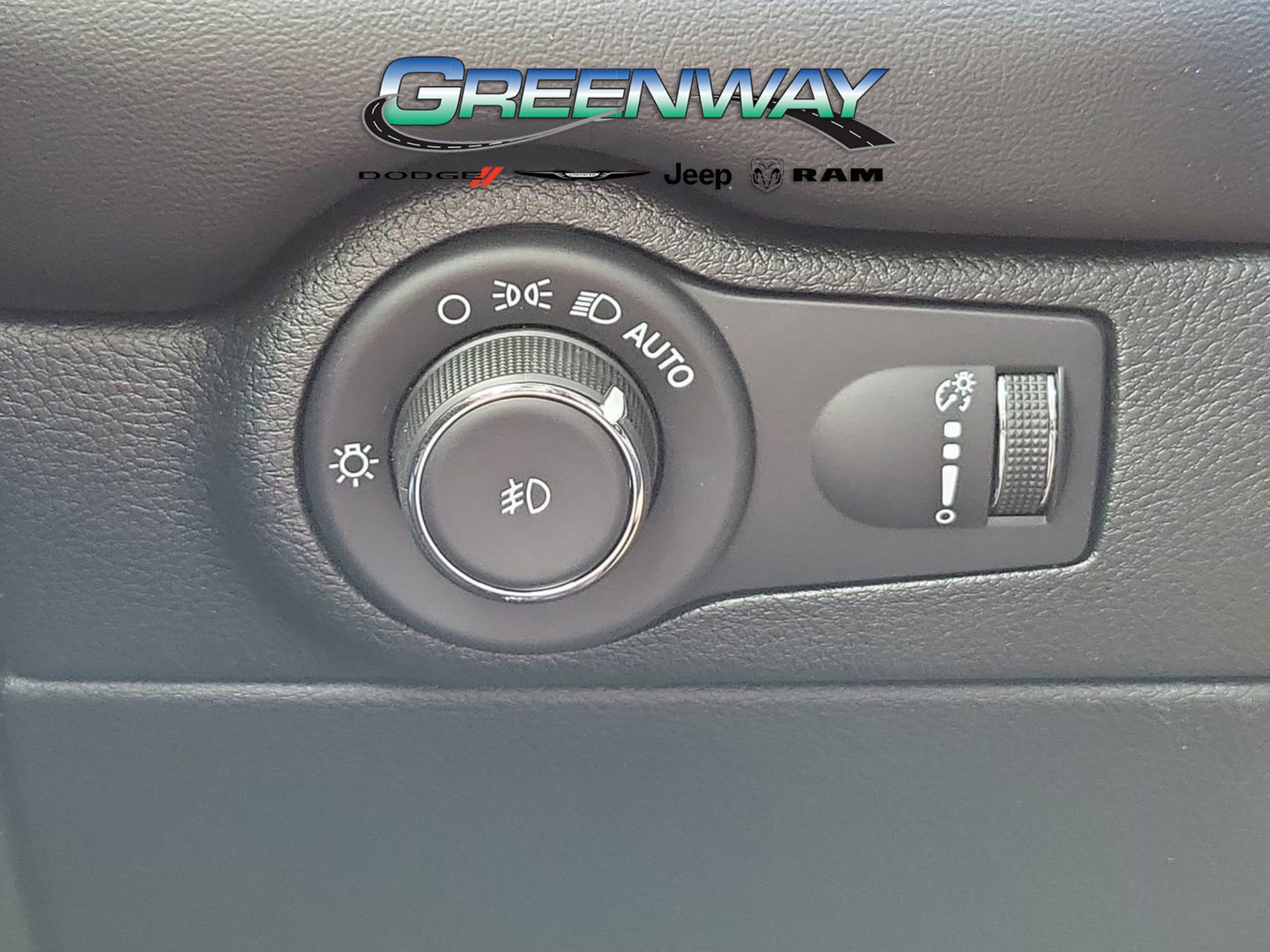 Used 2022 Dodge Durango GT RWD image 22