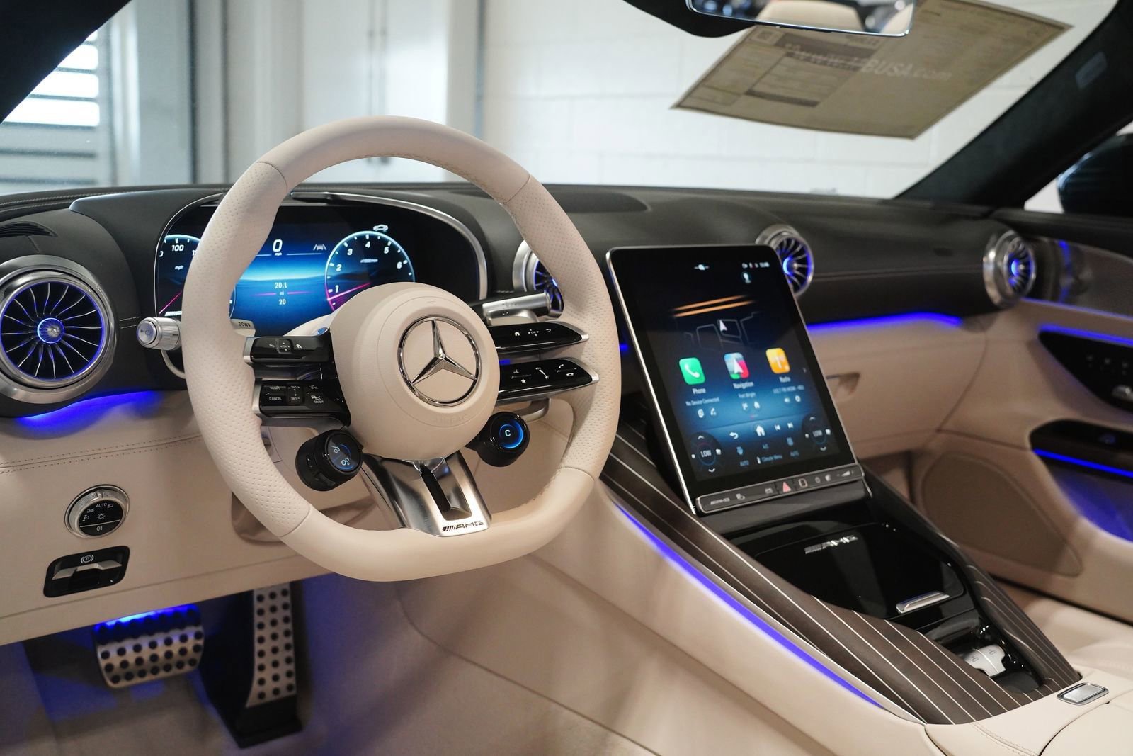 New 2026 Mercedes-Benz SL 55 AMG 4MATIC image 17