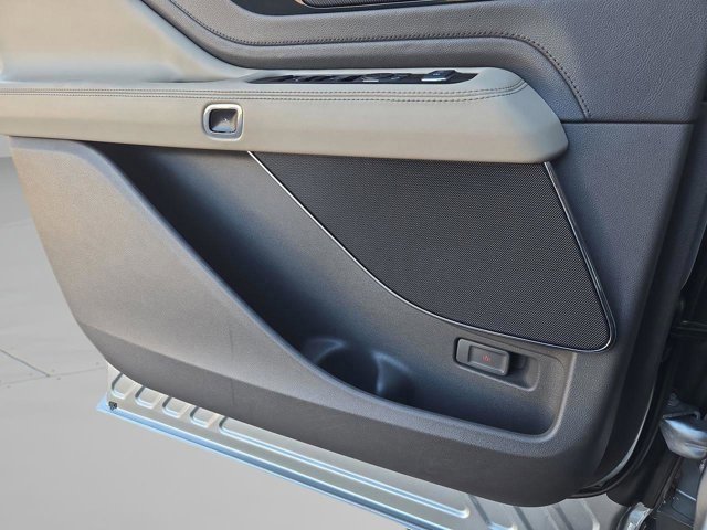 Used 2022 Lincoln Aviator Reserve w/ Elements Package Plus image 38