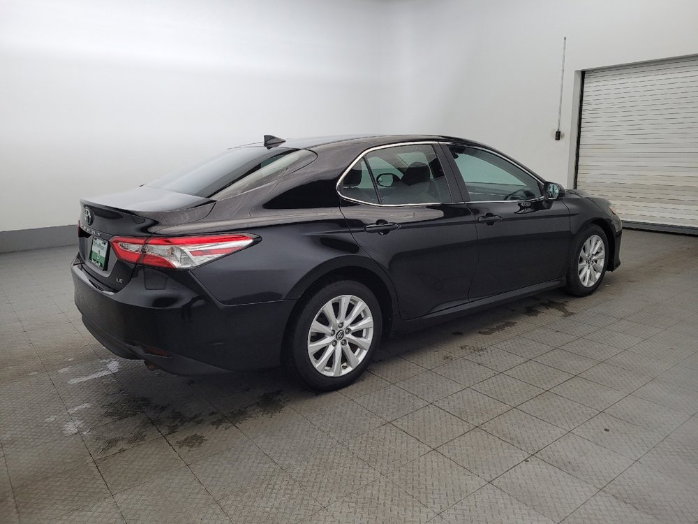 Used 2019 Toyota Camry LE FWD image 10
