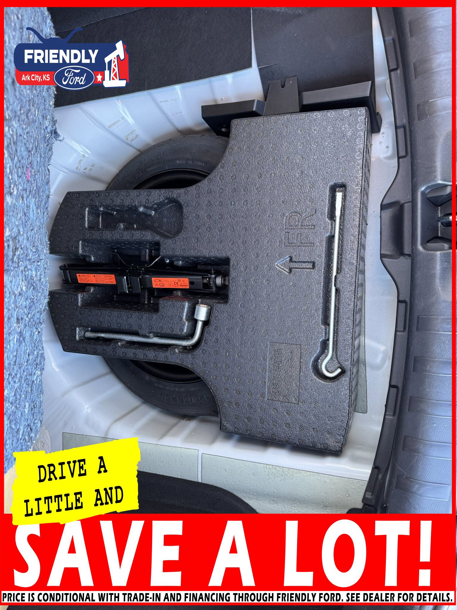 Used 2023 Nissan Kicks SV image 8