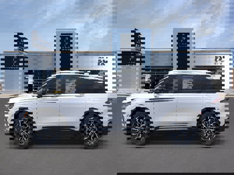 New 2026 Lincoln Nautilus Premier w/ Equipment Group 102A image 3