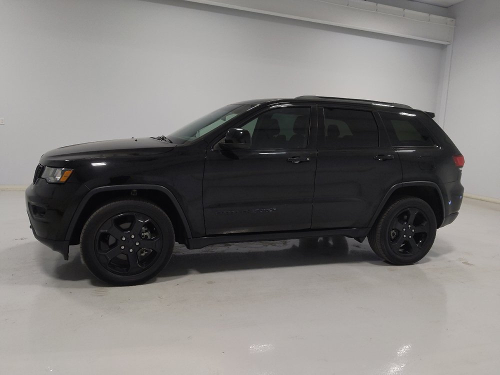 Used 2019 Jeep Grand Cherokee Laredo AWD/4WD image 2