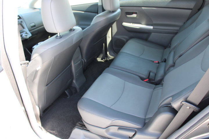Used 2012 Toyota Prius V Five image 14