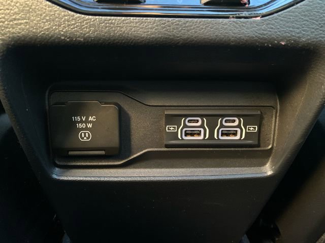 Used 2024 Jeep Grand Cherokee Summit image 19