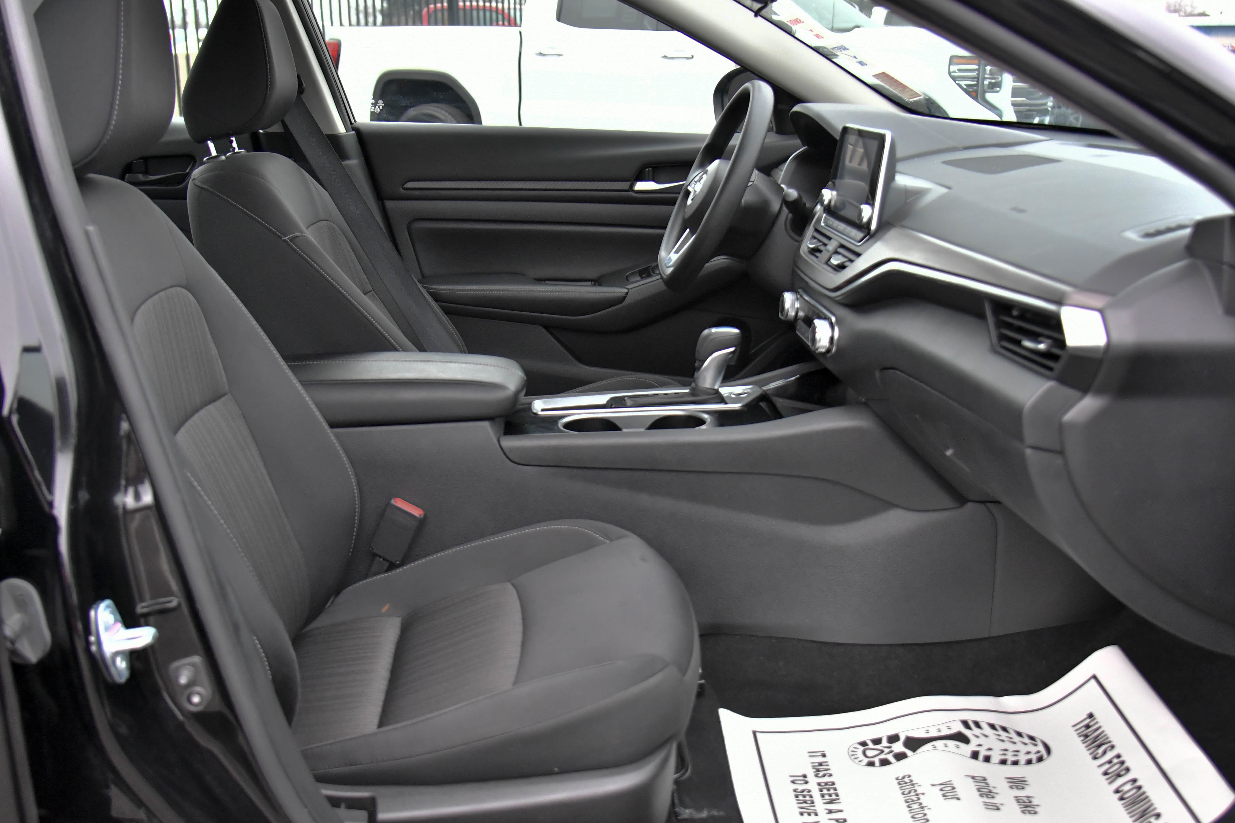 Used 2024 Nissan Altima 2.5 SV image 40